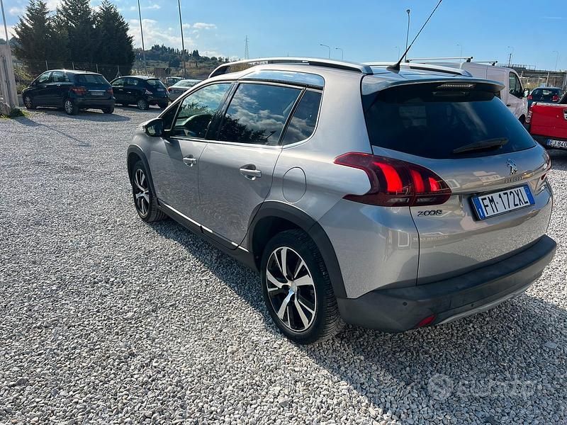 Usata Peugeot 2008 Allure 120 CV (88 kW) 2017 SUV