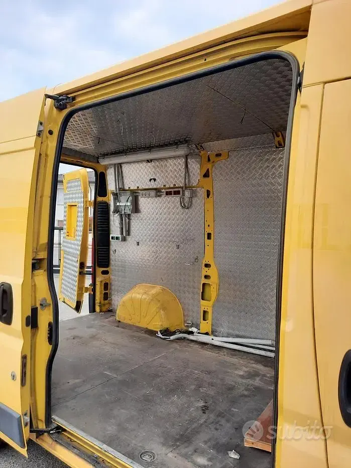 Usata Fiat Ducato 33 131 CV (96 kW) 2018 Giallo Furgone