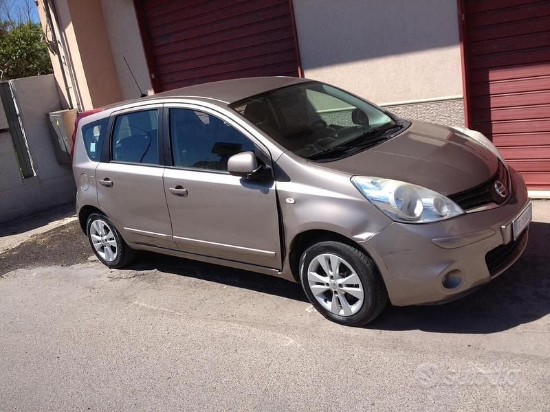 Usata Nissan Note 2013 Marrone Utilitaria