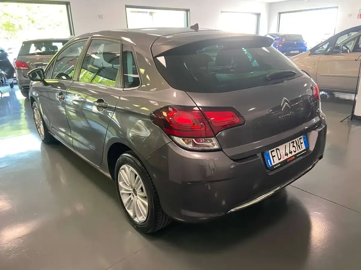 Usata Citroën C4 Feel 99 CV (72 kW) 2016 Grigio Berlina
