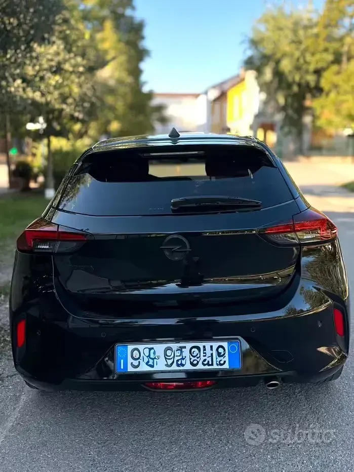Usata Opel Corsa 101 CV (74 kW) 2023 Nero Utilitaria