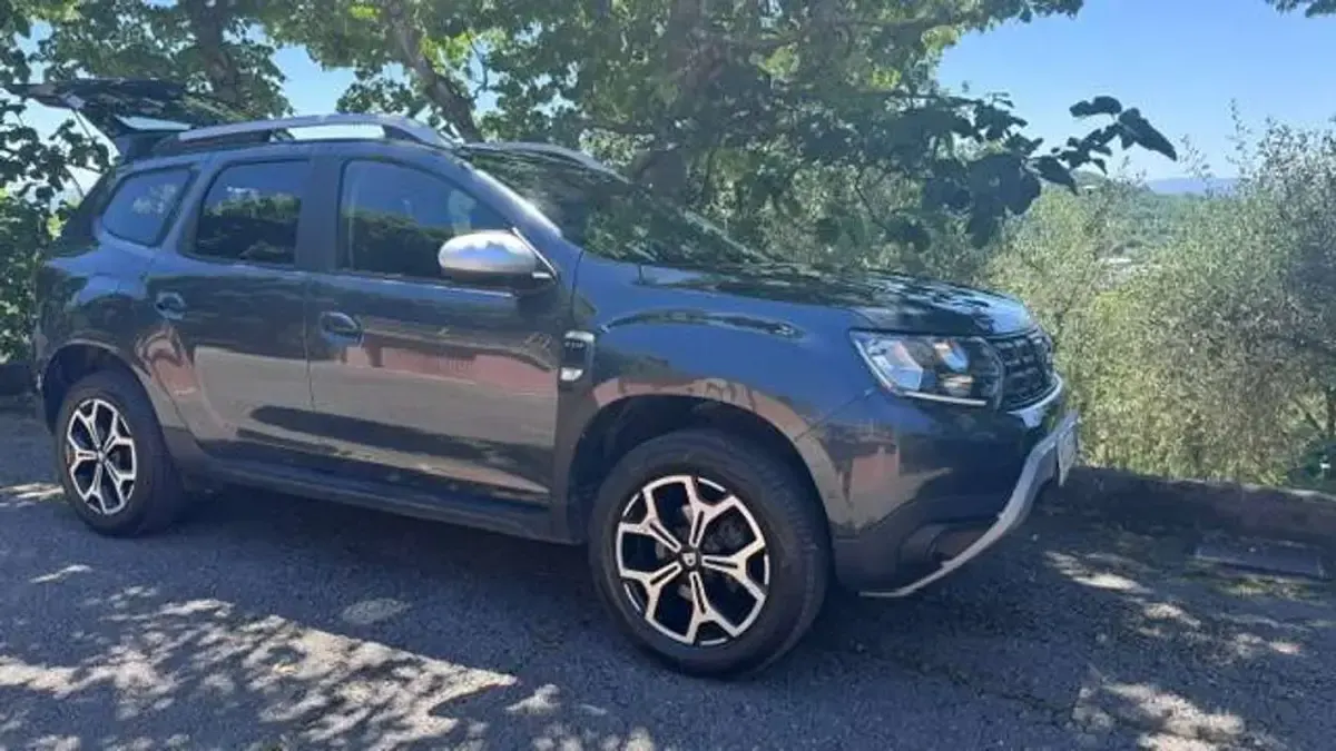Usata Dacia Duster 116 CV (85 kW) 2019 Grigio SUV