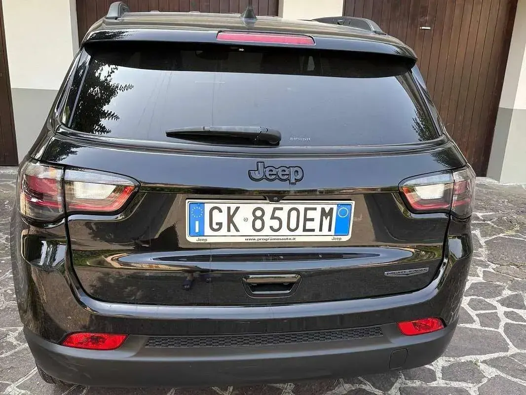 Usata Jeep Compass Night Eagle 131 CV (96 kW) 2022 Nero SUV