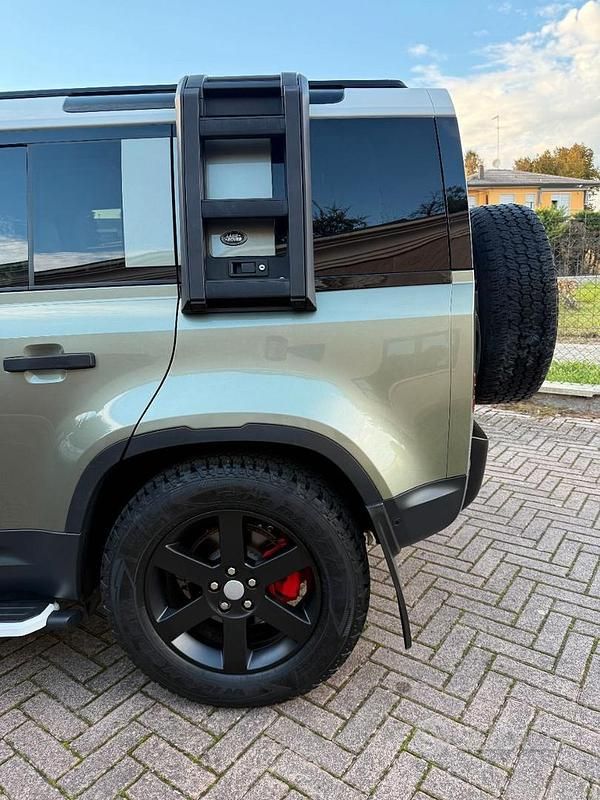 Usata Land Rover Defender S 241 CV (177 kW) 2020 Verde SUV