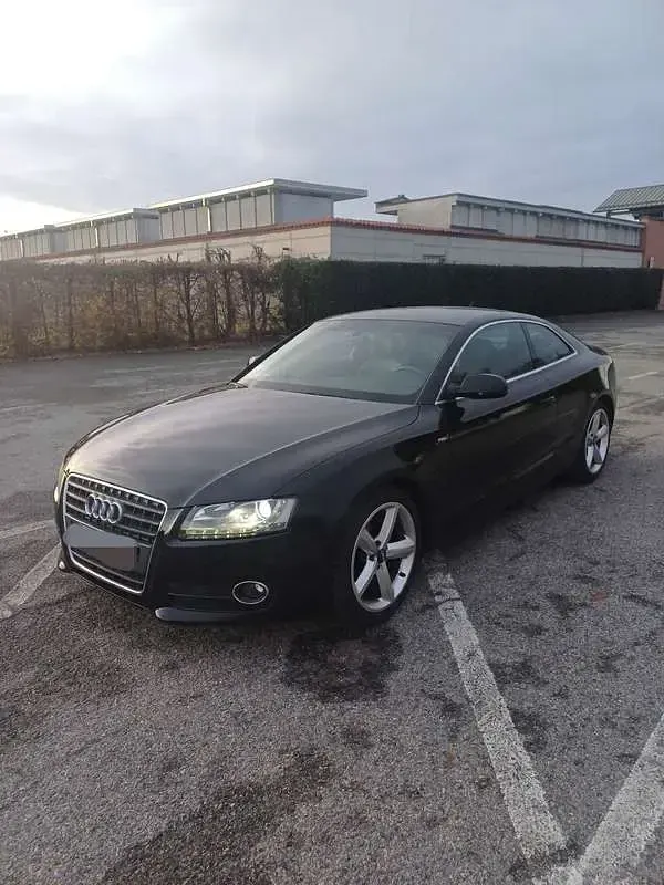 Usata Audi A5 Ambiente 180 CV (132 kW) 2011 Nero Coupé