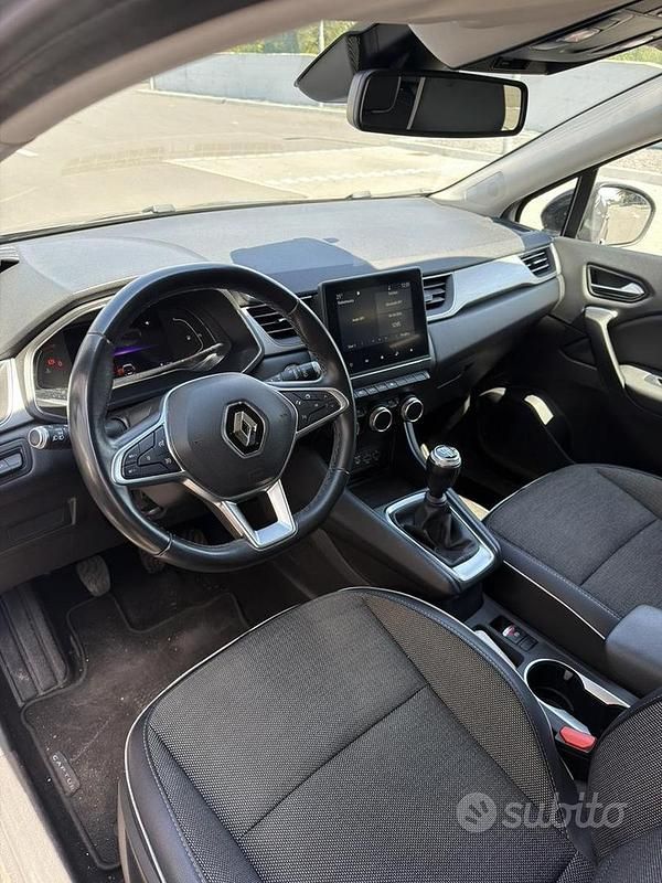 Usata Renault Captur Intens 95 CV (69 kW) 2021 Grigio SUV