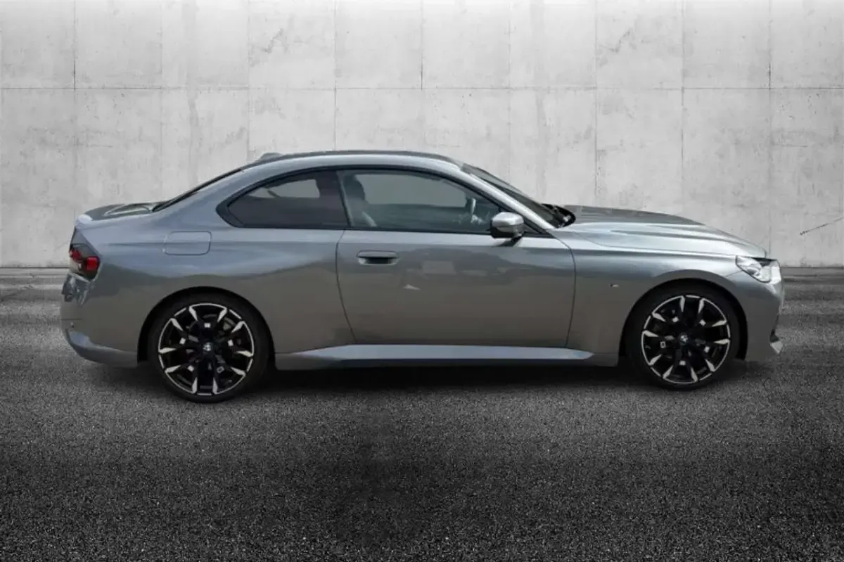 Usata BMW 220 M Sport 184 CV (135 kW) 2025 Grigio Coupé