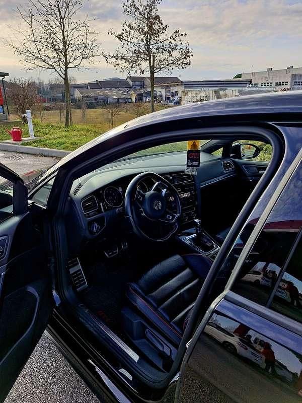 Usata VW Golf VII Business 230 CV (169 kW) 2017 Berlina