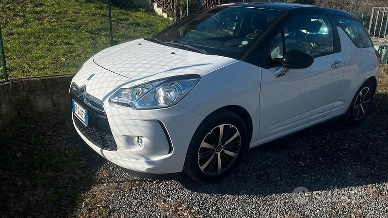 Usata Citroën DS3 95 CV (69 kW) 2010 Bianco Utilitaria