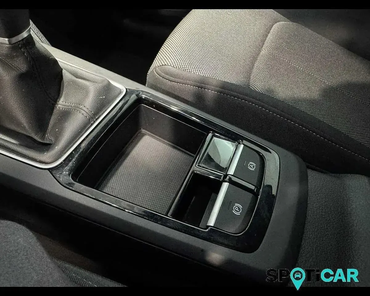 Usata Audi Q2 Ambiente 116 CV (85 kW) 2025 Nero SUV