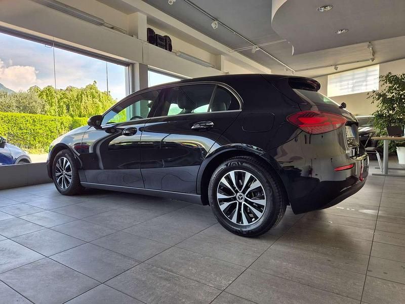 Usata Mercedes A180 Executive 136 CV (100 kW) 2023 Nero Berlina