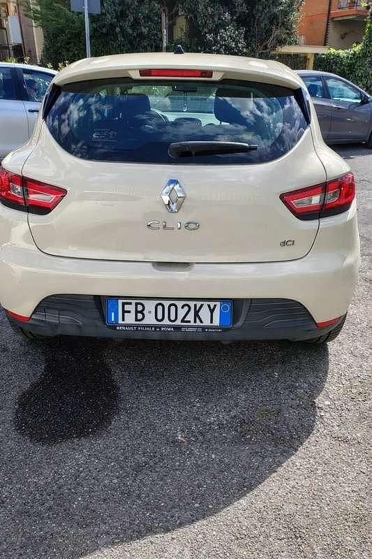 Usata Renault Clio IV 90 CV (66 kW) 2015 Beige Berlina
