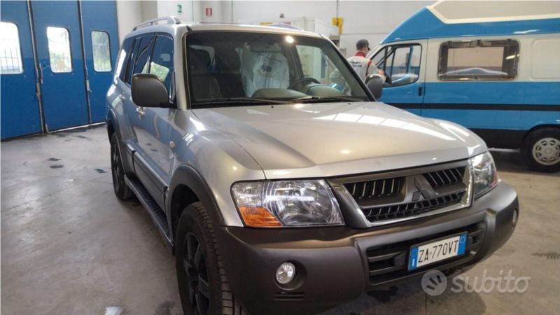 Usata Mitsubishi Pajero 165 CV (121 kW) 2007 Grigio SUV
