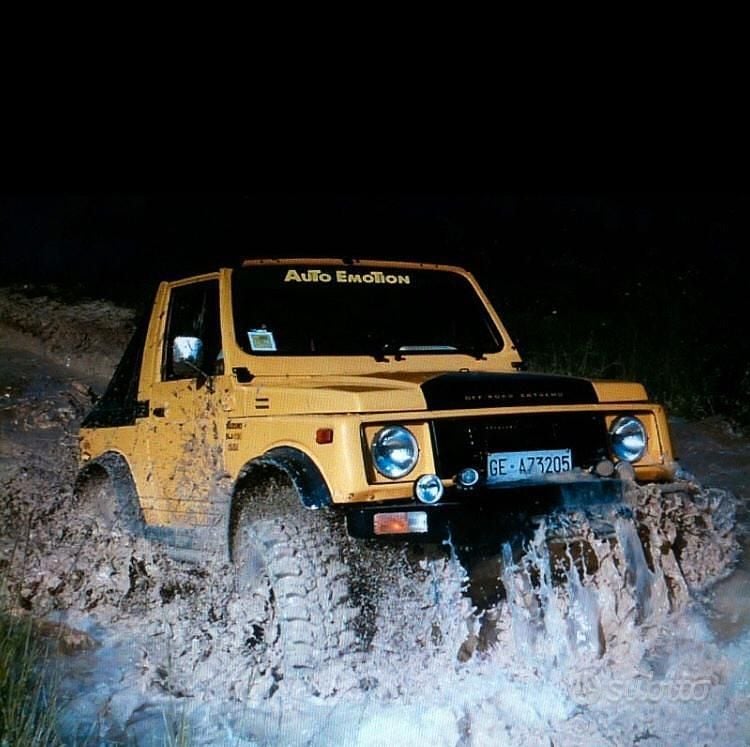Usata Suzuki Samurai 1985 Giallo SUV