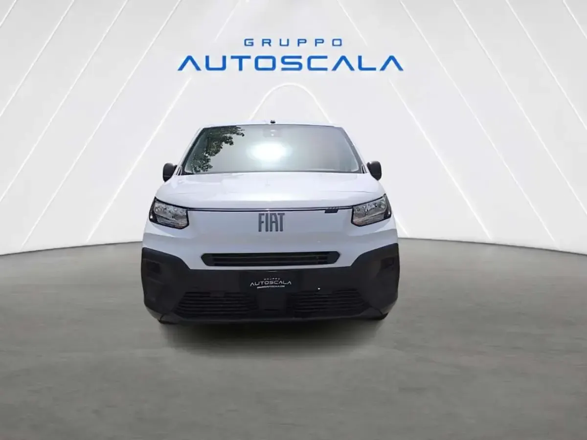Nuova Fiat Doblò 101 CV (74 kW) 2025 Bianco Monovolume