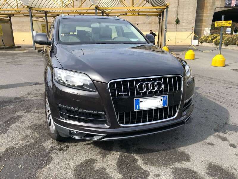 Usata 2010 Audi Q7 SUV | 12.000 € (Buon prezzo) - Immagine 1/4