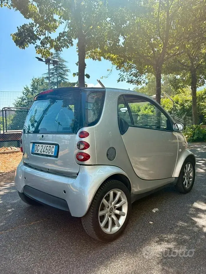 Usata Smart ForTwo Coupé Passion 61 CV (44 kW) 2007 Grigio Coupé
