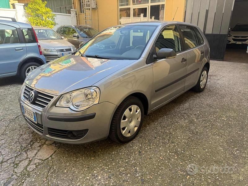 Usata VW Polo Comfortline 70 CV (51 kW) 2007 Grigio Berlina