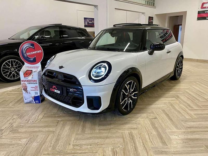 Bianco Usata 2024 Mini John Cooper Works Utilitaria | 32.990 € (Buon prezzo) - Immagine 1/4
