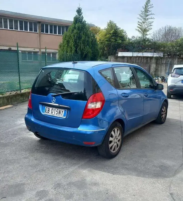 Usata Mercedes A150 Avantgarde Edition 95 CV (69 kW) 2010 Blu/azzurro Monovolume