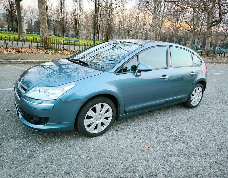 Usata Citroën C4 Exclusive 136 CV (100 kW) 2006 Grigio Berlina