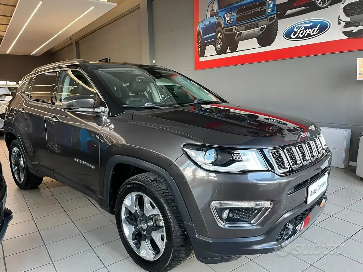Usata Jeep Compass Limited 140 CV (102 kW) 2017 Grigio SUV
