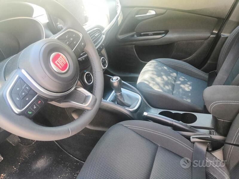 Usata Fiat Tipo 101 CV (74 kW) 2021 Grigio Station wagon