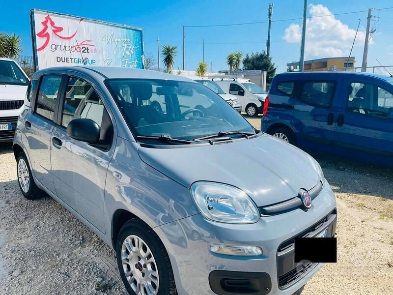 Usata Fiat Panda Easy 95 CV (69 kW) 2018 Grigio Utilitaria