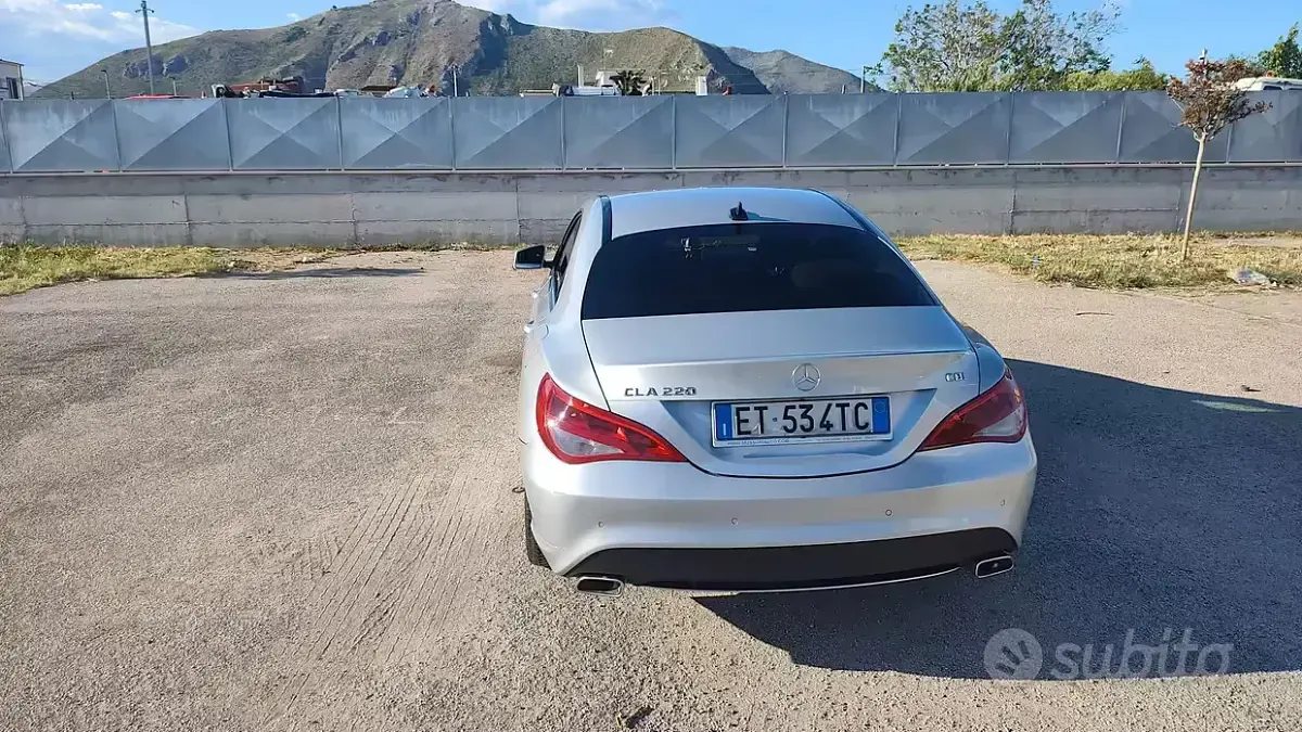 Usata Mercedes CLA220 170 CV (125 kW) 2014 Grigio Berlina