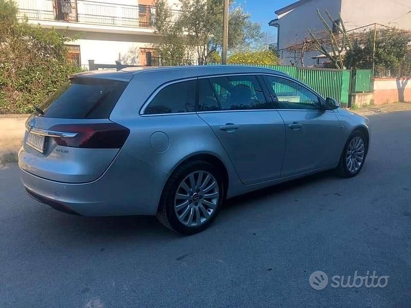 Usata Opel Insignia Sport 194 CV (142 kW) 2014 Grigio Station wagon