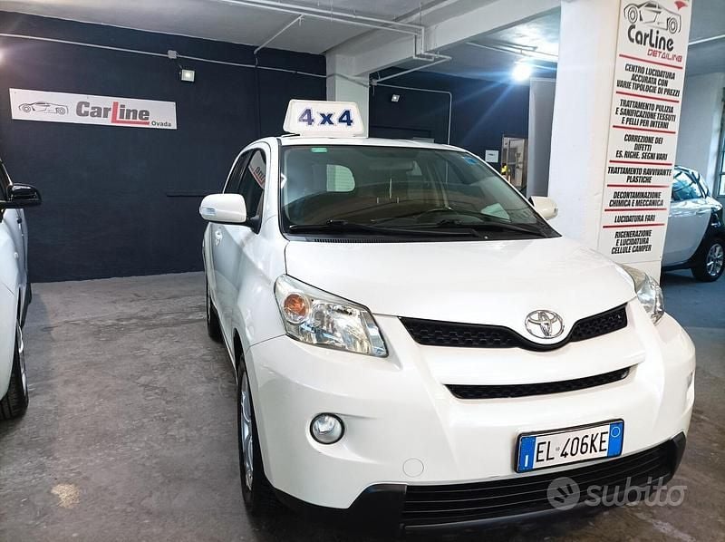 Bianco Usata 2012 Toyota Urban Cruiser Utilitaria | 8500 € (Buon prezzo) - Immagine 1/4