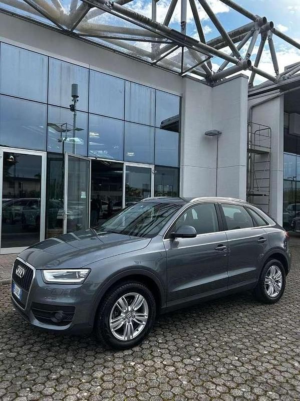 Usata Audi Q3 Business 150 CV (110 kW) 2014 Grigio scuro SUV