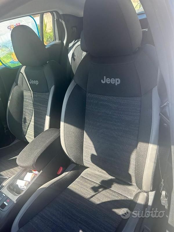 Usata Jeep Avenger 101 CV (74 kW) 2023 Bianco SUV