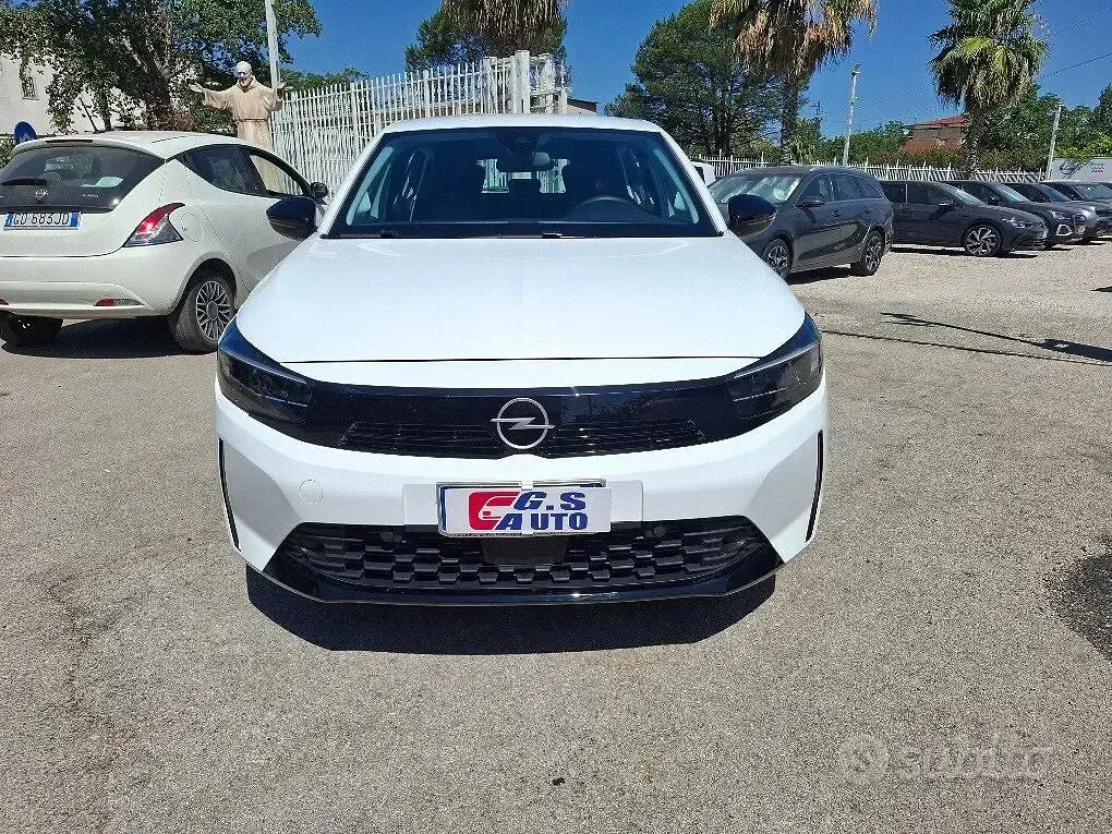 Usata Opel Corsa S 75 CV (55 kW) 2024 Bianco Utilitaria