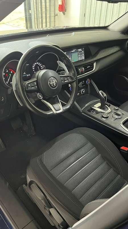 Usata Alfa Romeo Stelvio Business 190 CV (139 kW) 2020 Blu/azzurro SUV