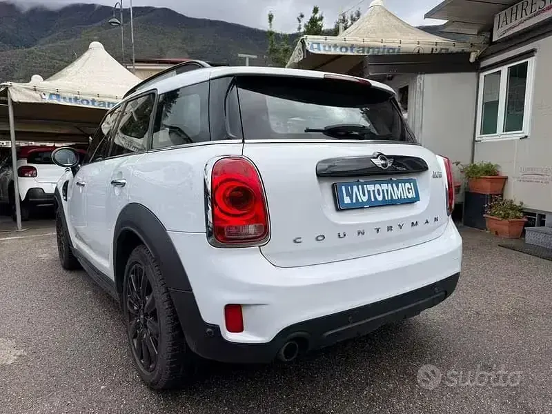 Usata Mini Cooper Countryman Hype 135 CV (99 kW) 2018 Bianco SUV