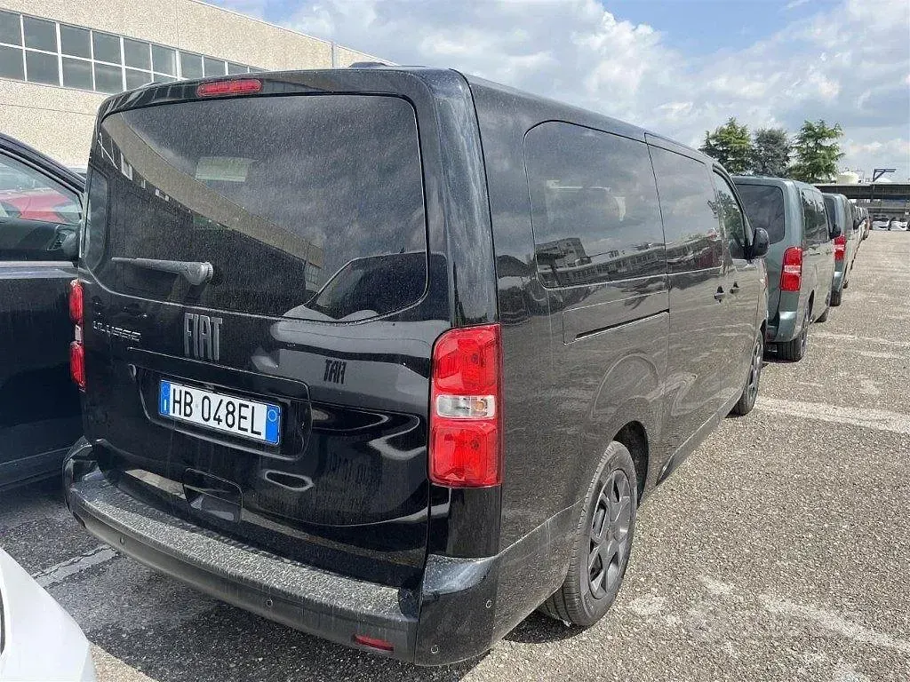 Nuova Fiat Ulysse 130 kW (177 CV) 2025 Grigio Monovolume