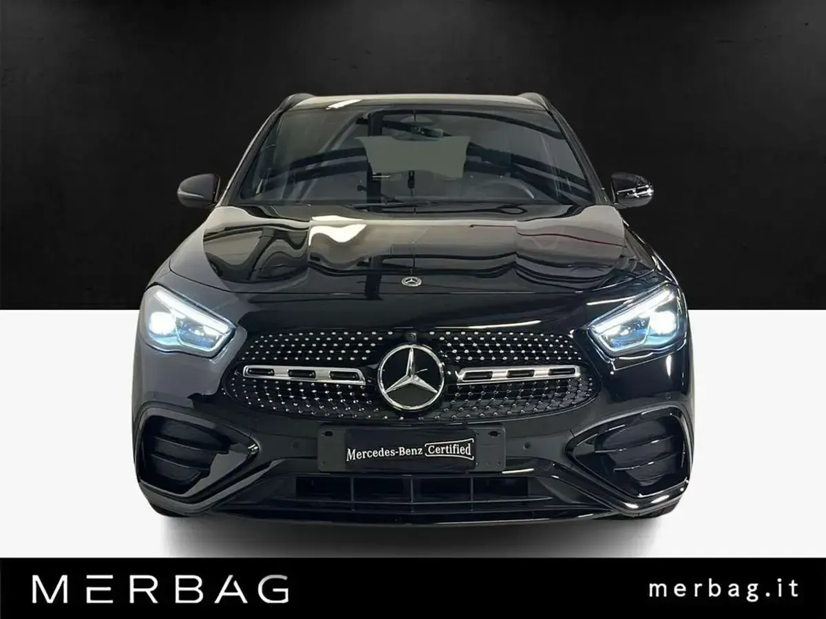 Usata Mercedes GLA180 AMG line 136 CV (100 kW) 2025 Nero SUV