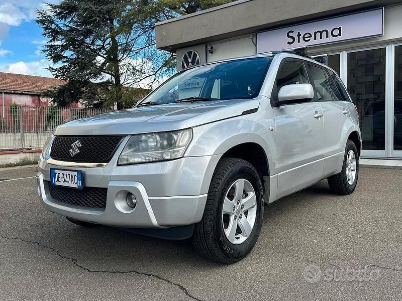 Usata Suzuki Grand Vitara 2006 Grigio SUV