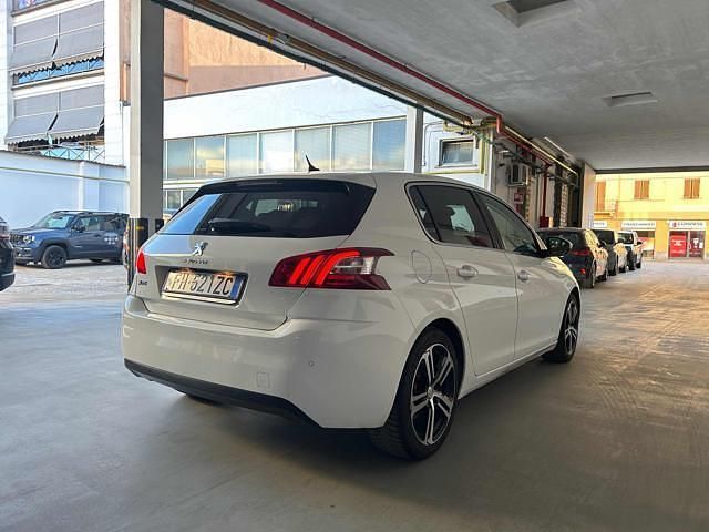 Usata Peugeot 308 Allure 120 CV (88 kW) 2017 Bianco Berlina