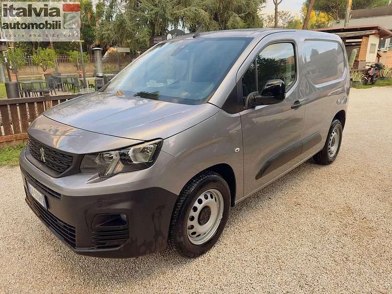 Grigio Usata 2024 Peugeot E-Partner Premium Monovolume | 17.250 € - Immagine 1/4