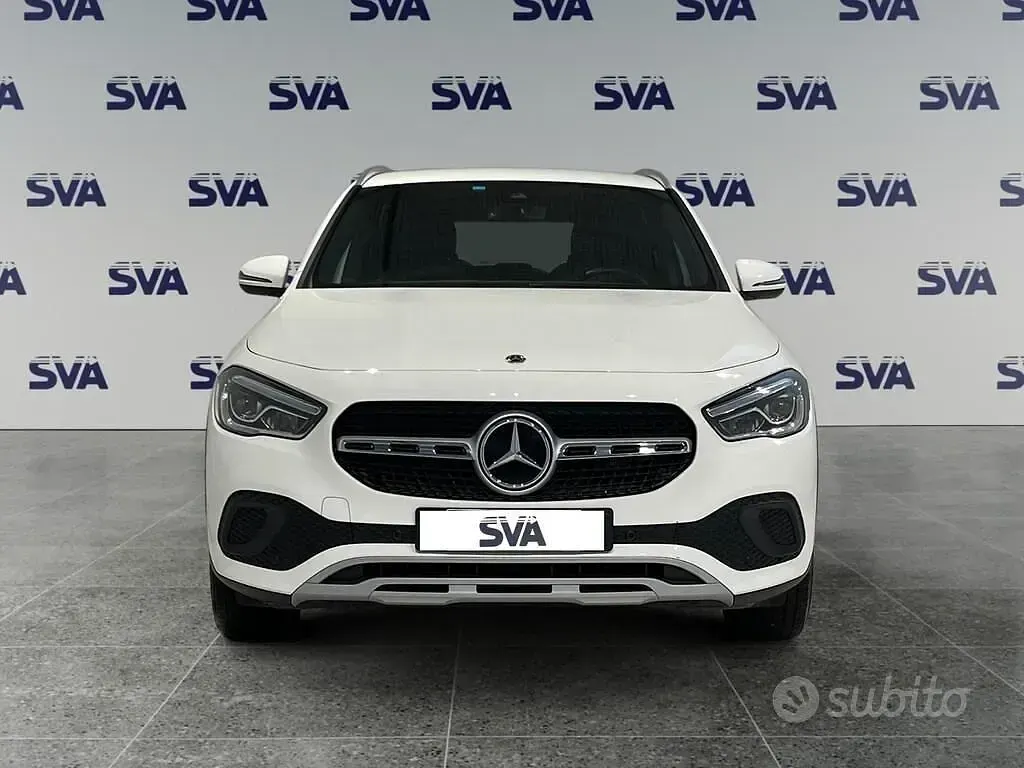 Usata Mercedes GLA250 160 CV (117 kW) 2022 Bianco SUV