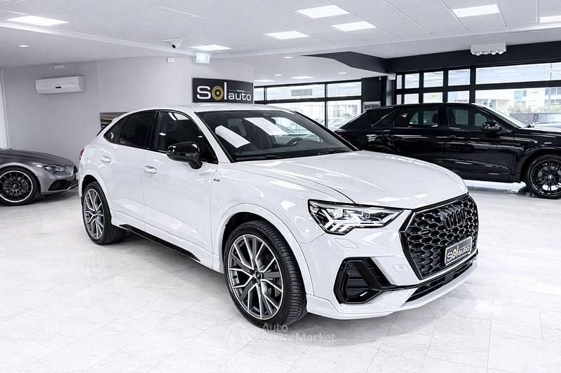Usata Audi Q3 Ambiente 200 CV (147 kW) 2020 Q0q0  verniciature personaliz SUV
