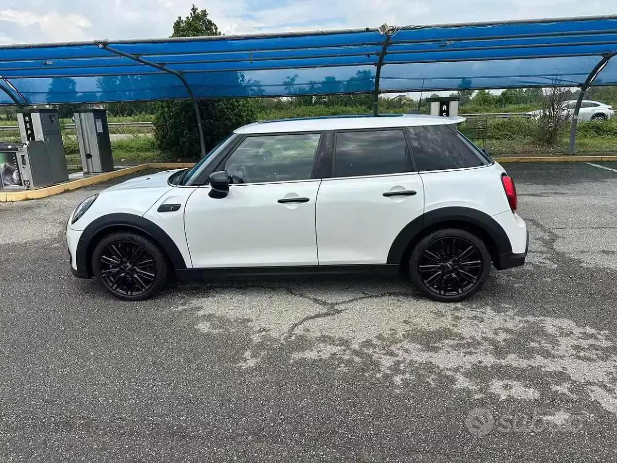 Usata Mini Cooper S 178 CV (130 kW) 2024 Bianco Utilitaria
