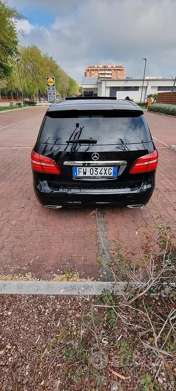 Usata Mercedes B200 AMG 2016 Nero Monovolume