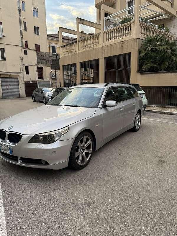Usata BMW 530 218 CV (160 kW) 2005 Argento Station wagon