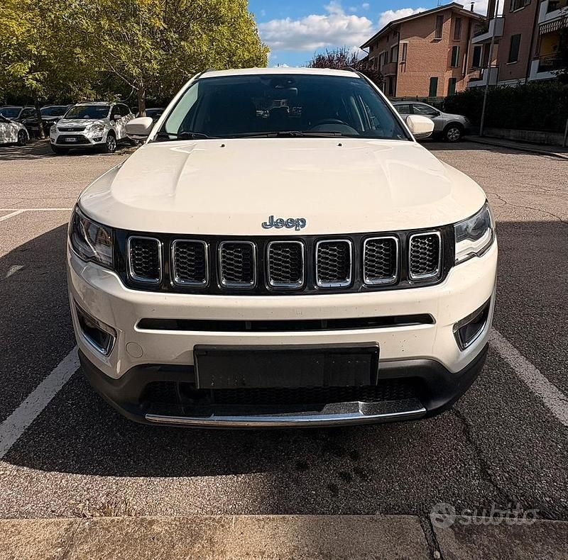 Usata Jeep Compass Limited 140 CV (102 kW) 2018 Bianco SUV