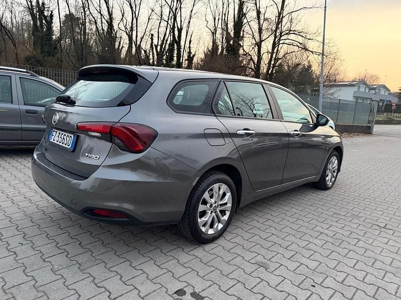 Usata Fiat Tipo Business 95 CV (69 kW) 2019 Marrone Berlina