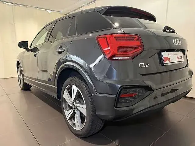 Usata Audi Q2 Admired 116 CV (85 kW) 2021 Grigio SUV