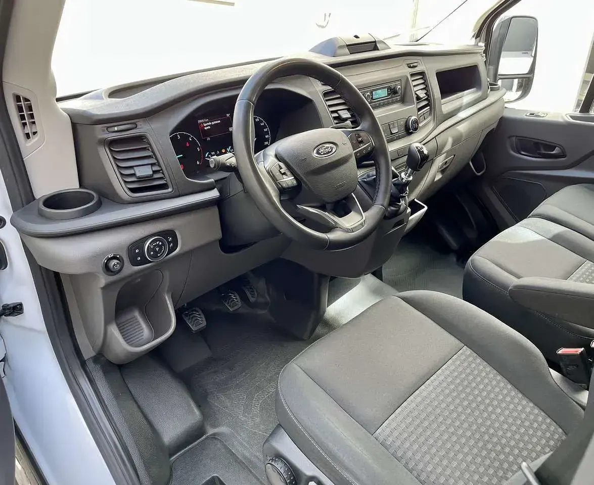 Gebraucht Ford Transit Trend 131 PS (96 kW) 2024 Weiß Van